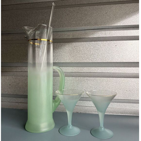 Vintage Blendo Green Frosted Glass Pitcher w/ Stirrer & 2 Martini Glasses MCM - Picture 1 of 12
